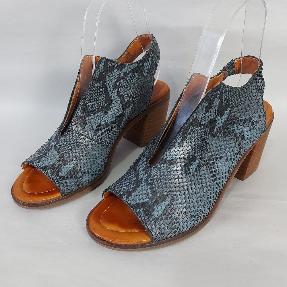 Lucky Brand Peep Toe Stacked Block Heel Rhazy Slingback Sandals‎ 5.5 M Snakeskin
